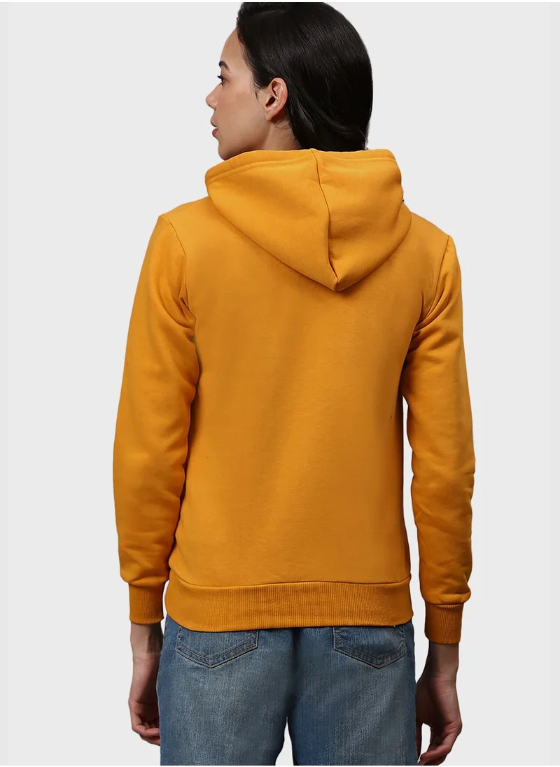 Campus Sutra Front Pocket Printed Hoodie