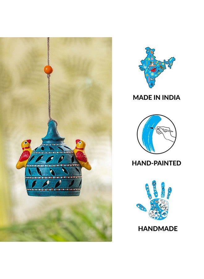 إكسكلوسيف لاين عناصر ديكور معلقة مصنوعة يدويًا ومطلية يدويًا من الطين الفخاري من ExclusiveLane 'Beautiful Birdies' لتزيين حديقة الشرفة، باللون الأزرق ومتعدد الألوان، (الطول * العرض * الارتفاع) = (4.5 * 4.5 * 5.9) بوصة، (El-021-201) - Image 4