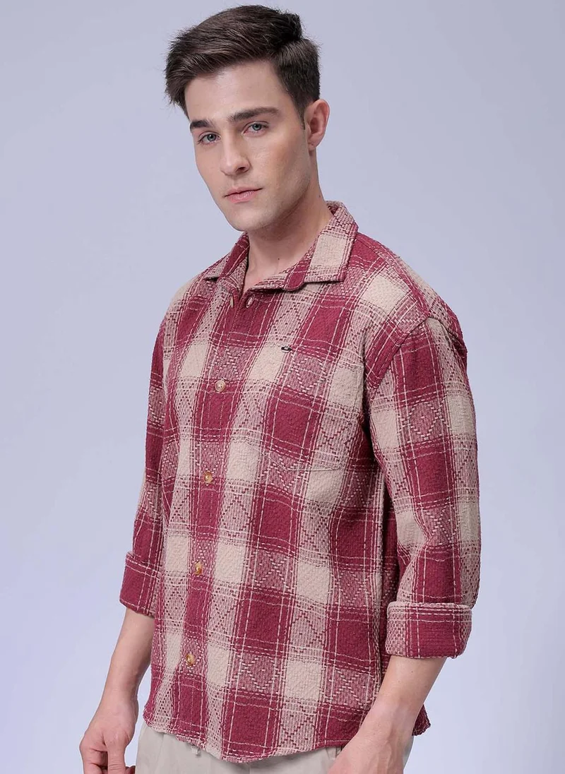 ذا انديان كراج كو Men Relaxed Fit Checkered Full Sleeves Cutaway Collar Casual Shirt