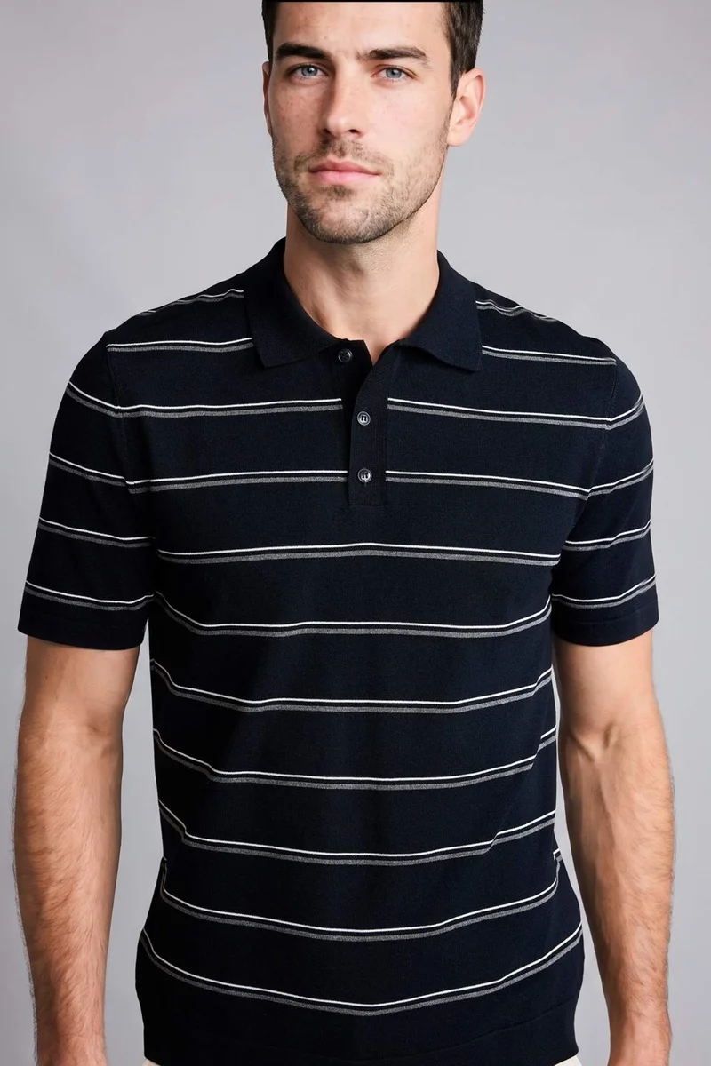 ديفاكتو Standard Fit Polo Collar Short Sleeve Polo T-Shirt