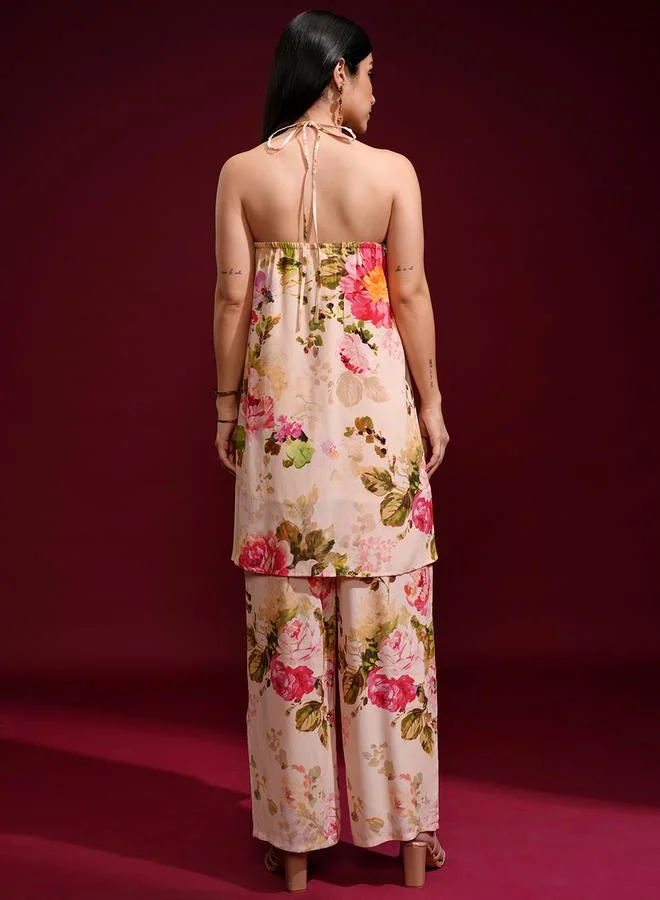 فيشود طقم تونيك بياقة هالتر مطبوع بالزهور وبنطلون بالازو من ستايلي