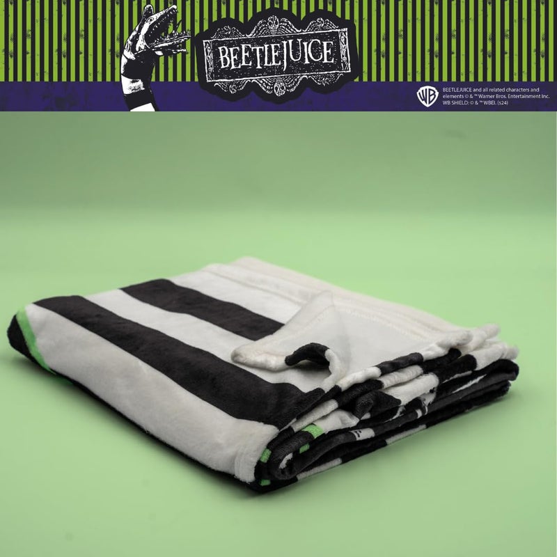 Franco Collectibles Beetlejuice Lydia Bedding Super Soft Micro Raschel Throw  46 in x 60 in  (Officially Licensed Product) - Image 5