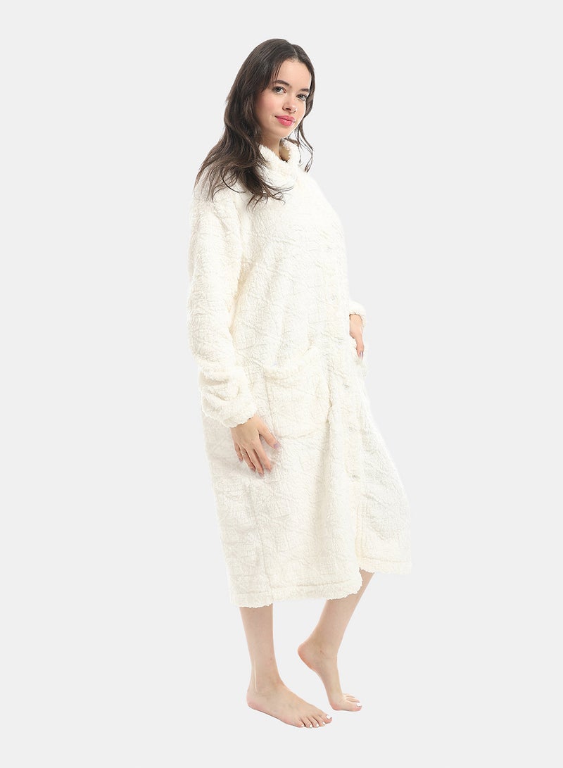 Andora White Hooded Textured Velvet Sleepshirt_White - Image 4