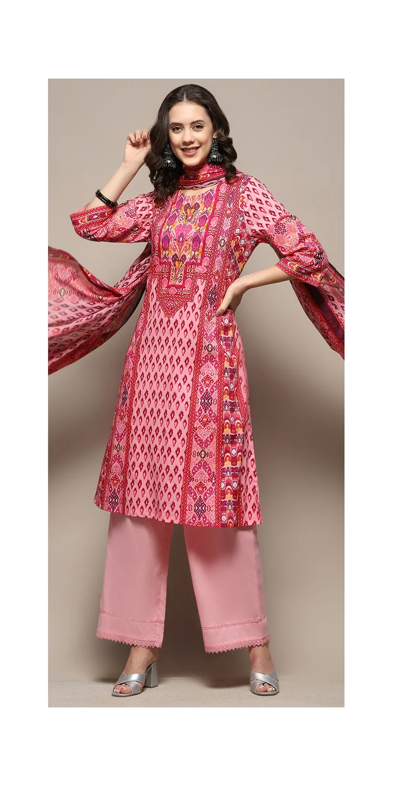 بيبا طقم بدلة مستقيمة مطبوعة بالقطن الوردي