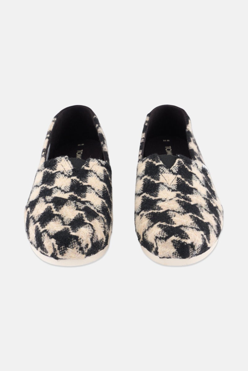 TOMS أحذية نسائية سهلة الارتداء، سوداء - Image 4
