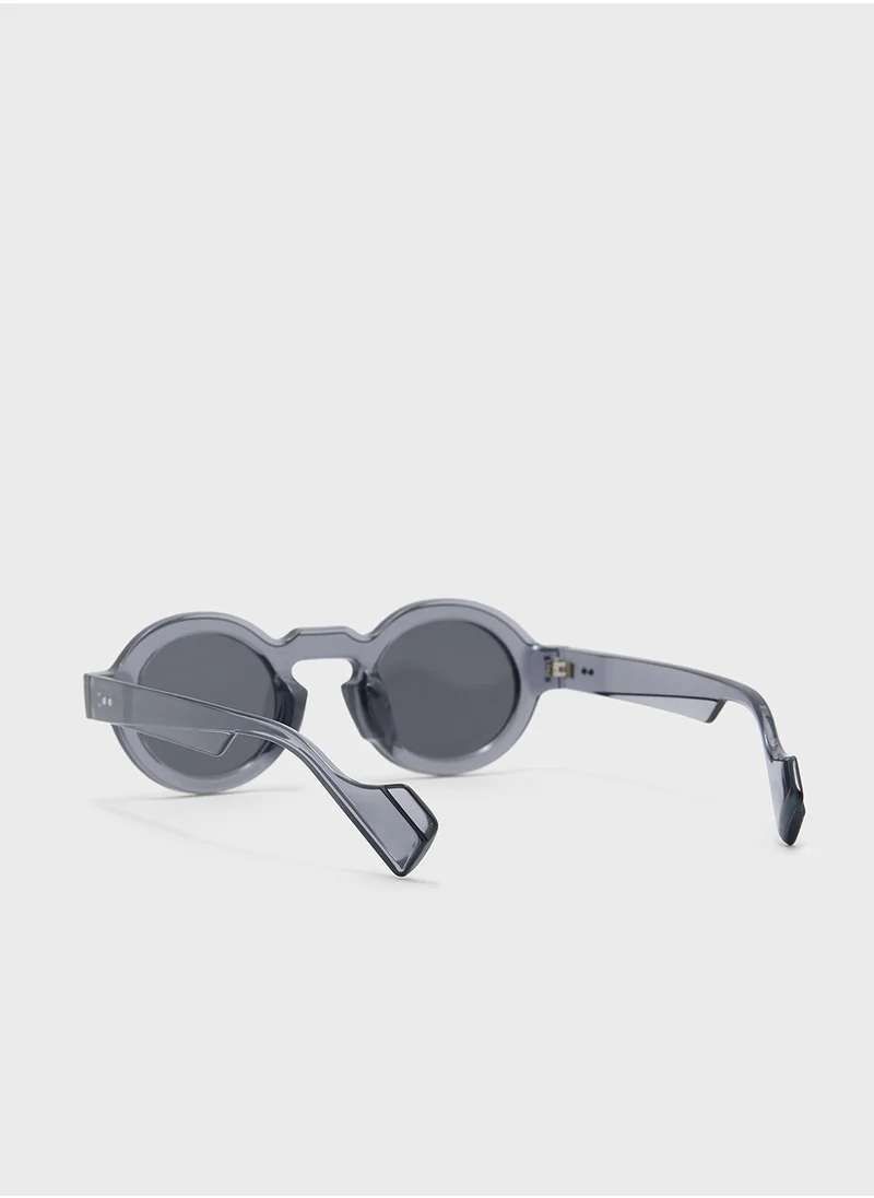 Seventy Five Casual Round Shape Sunglasses