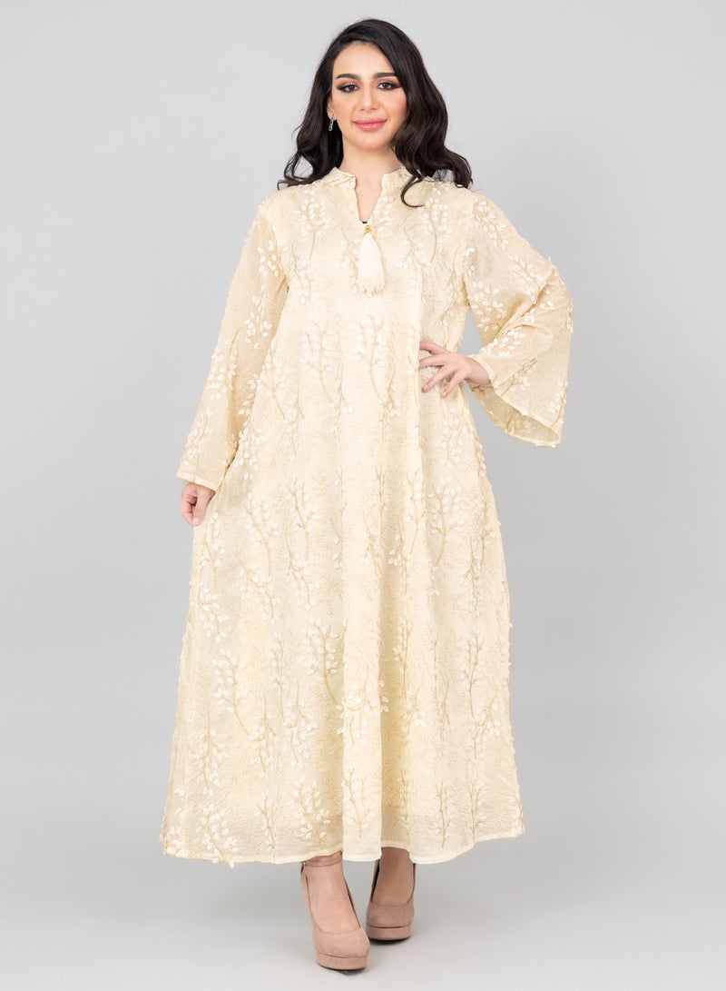 اكسا جلابية مطرزة بلمسة بتلات بيج - Image 1