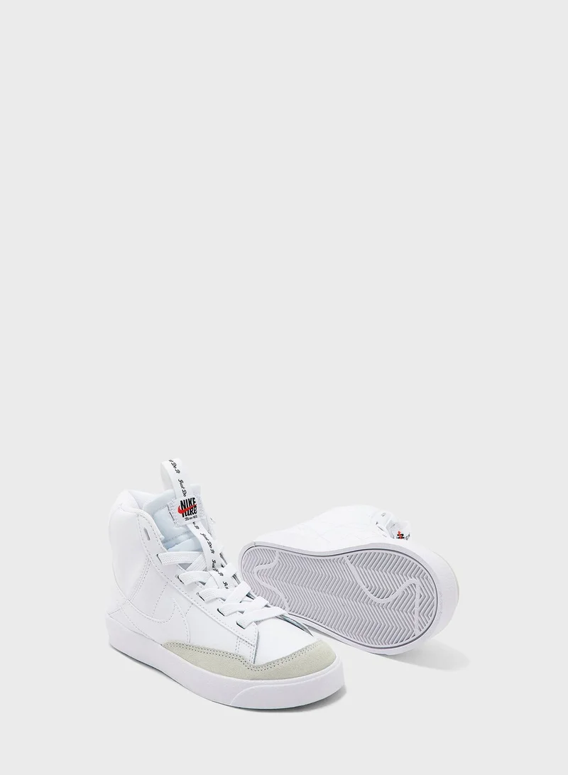 Nike Nike Blazer Mid '77 SE Dance