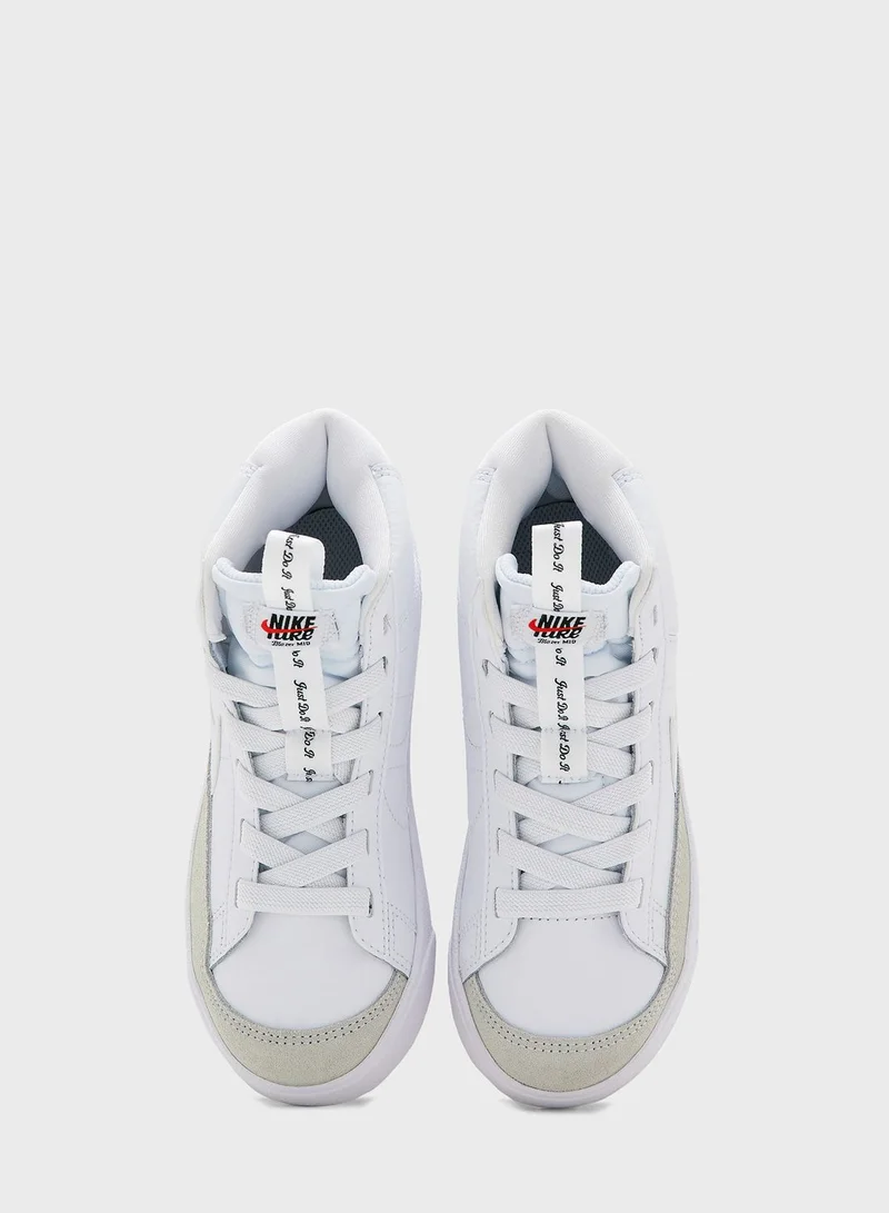 Nike Nike Blazer Mid '77 SE Dance