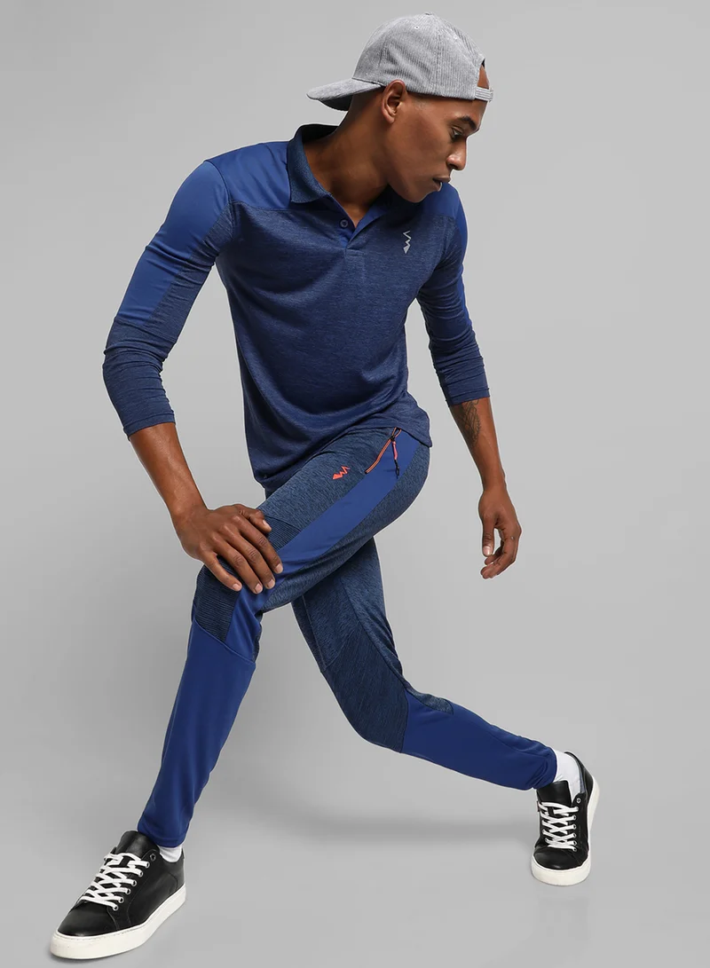 كامبوس سوترا Men's Blue Colourblocked Regular Fit Activewear T-Shirt