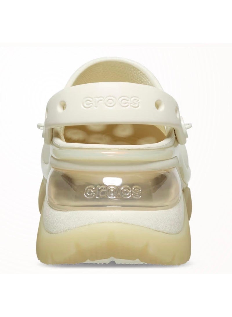 Crocs are comfortable - Image 3
