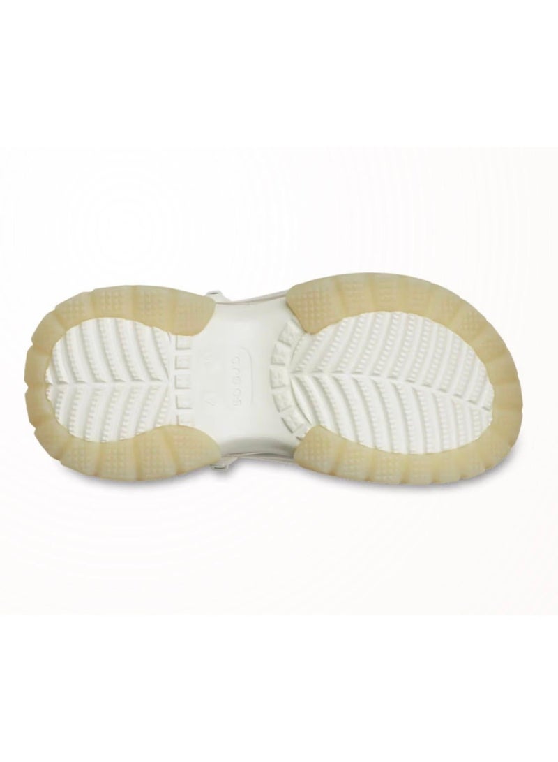 Crocs are comfortable - Image 4