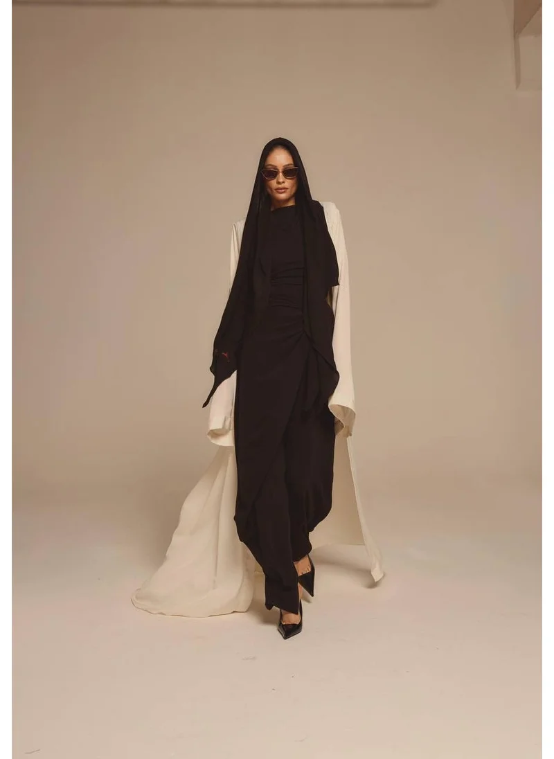 Esmira Usdabaeva Hood chiffon