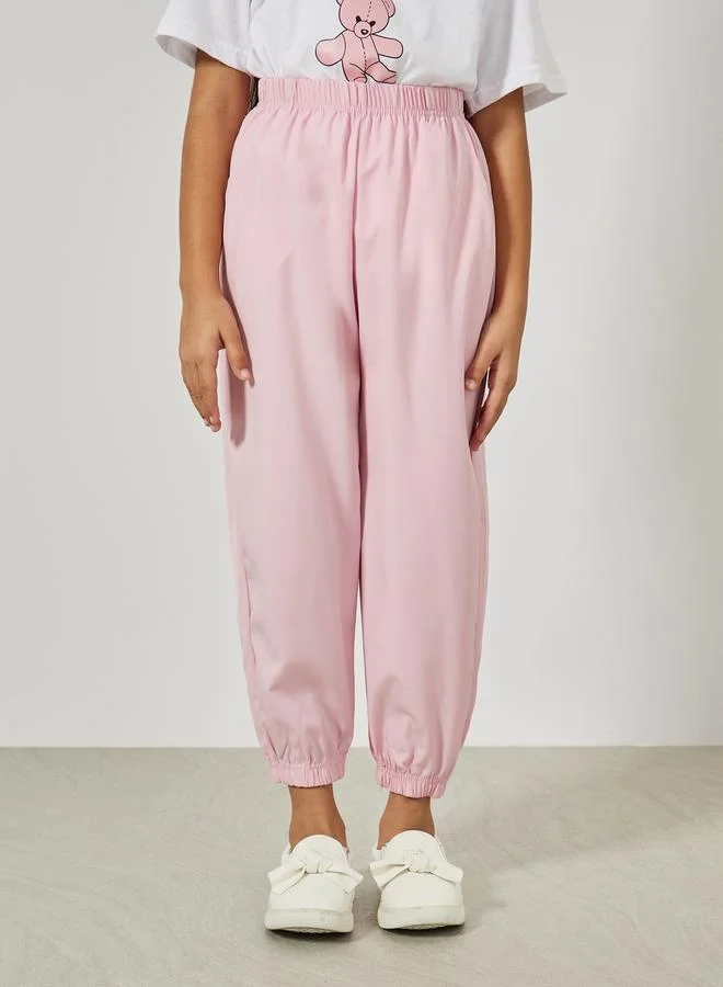 Styli Bear Print Loose Fit T-Shirt & Joggers Set