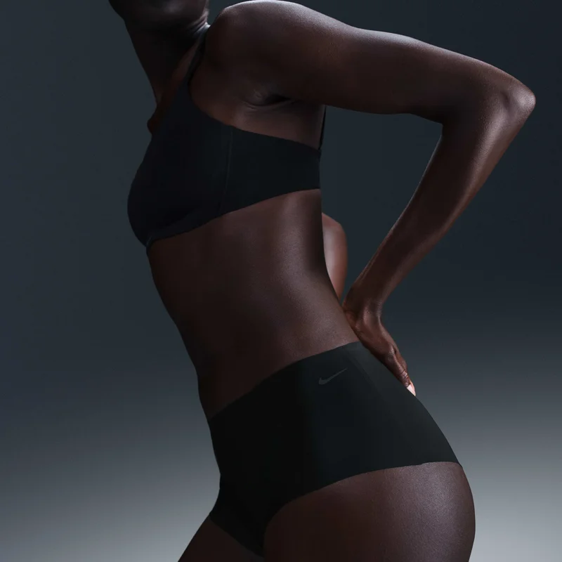 Nike Black Women's Bodyshirt Period Leak Protection Underwear for Women | Best Price UAE