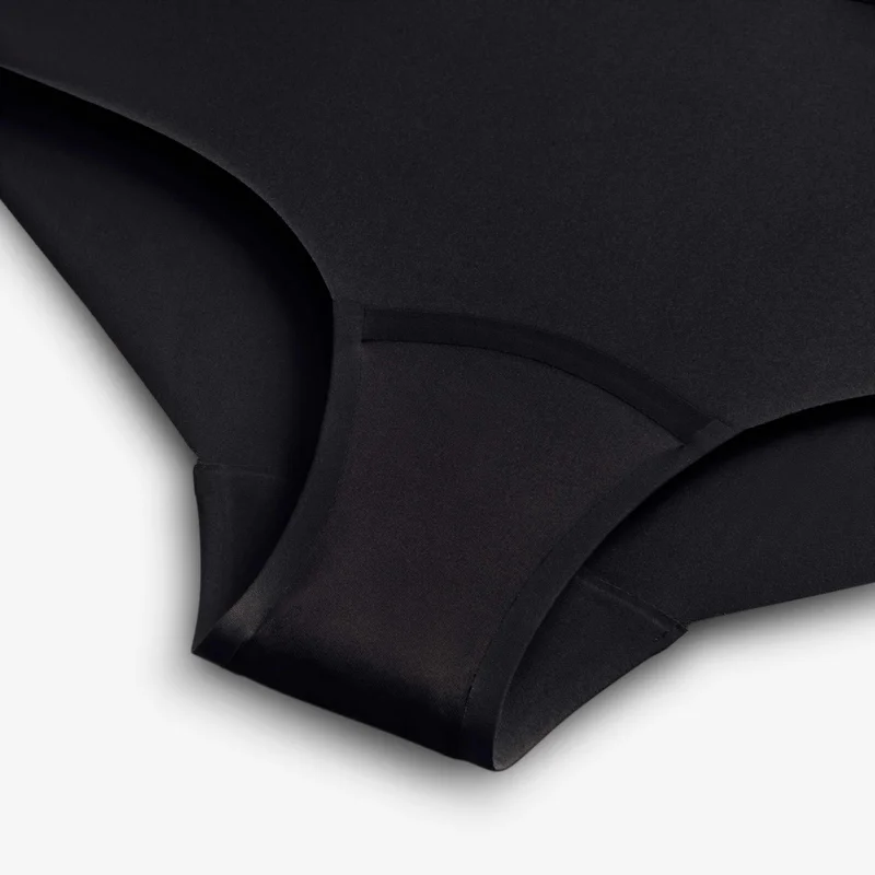 Nike Black Women's Bodyshirt Period Leak Protection Underwear for Women | Best Price UAE
