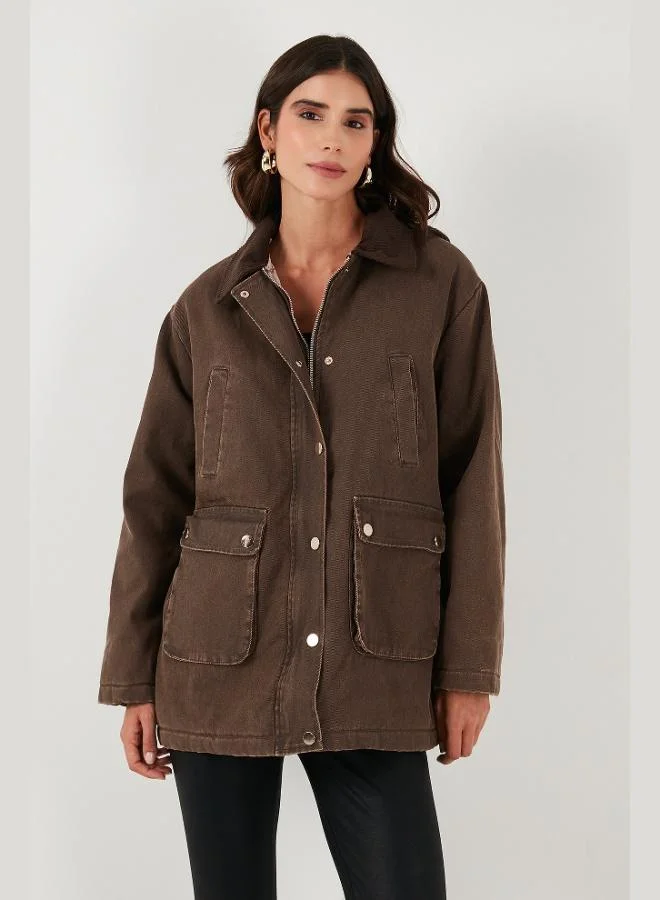 ليلا جاكيت ليلا بقصة عادية بياقة مخملية مبطنة بالصوف للنساء