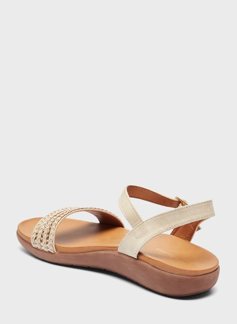 Le Confort Casual Flats Sandal