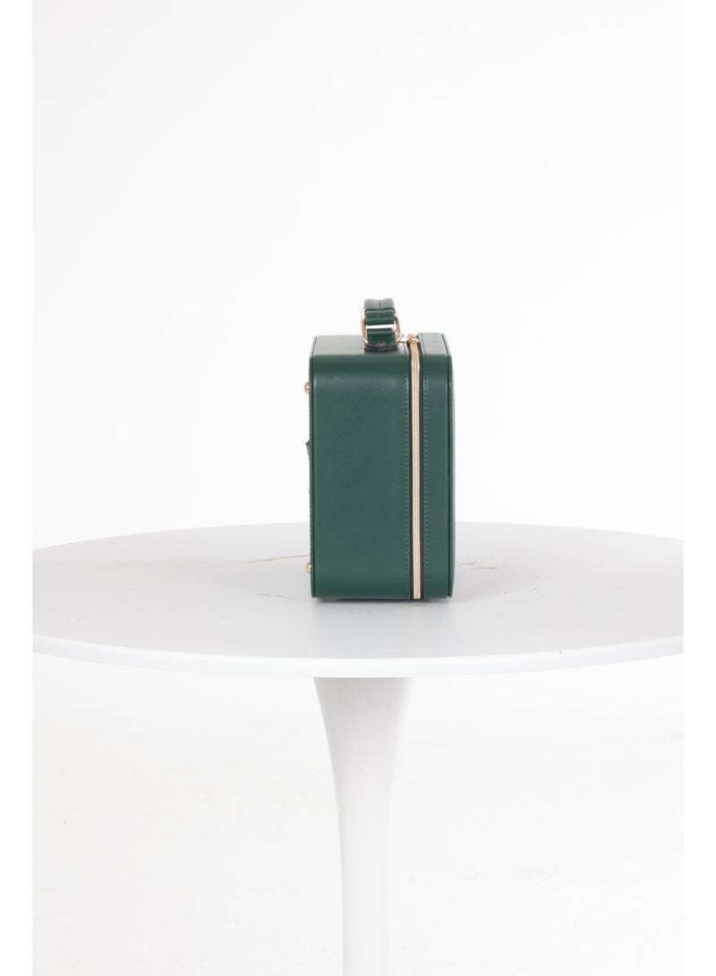 porodo Travel Makeup Bag with Detachable LED Mirror / Rechargeable/ 12-Inch Mirror with Adjustable Brightness & 3 Light Modes/ USB-C Charging/ Multiple Compartments for Beauty Tools - Green - Image 3