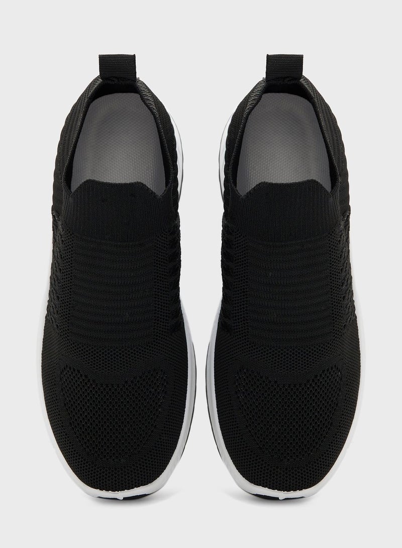 جينجر سنيكرز شبكي مسامي سهل الارتداء - Image 4