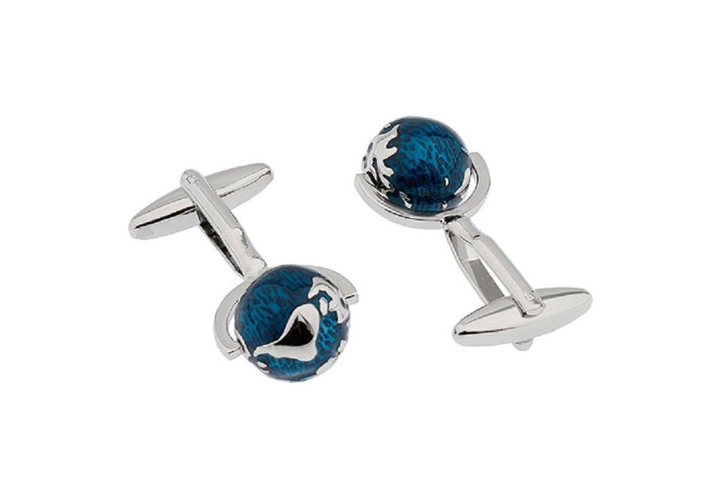 MRCUFF Globe Map Earth Really Spins Pair Cufflinks in a Presentation Gift Box & Polishing Cloth - Image 2