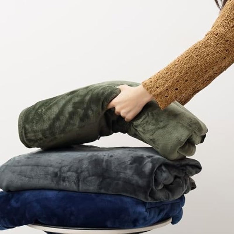 Loquat 100% polyester winter blanket. Size 200X150 - Soft and comfortable velvet blanket, dual colours. In oil colour - Image 4