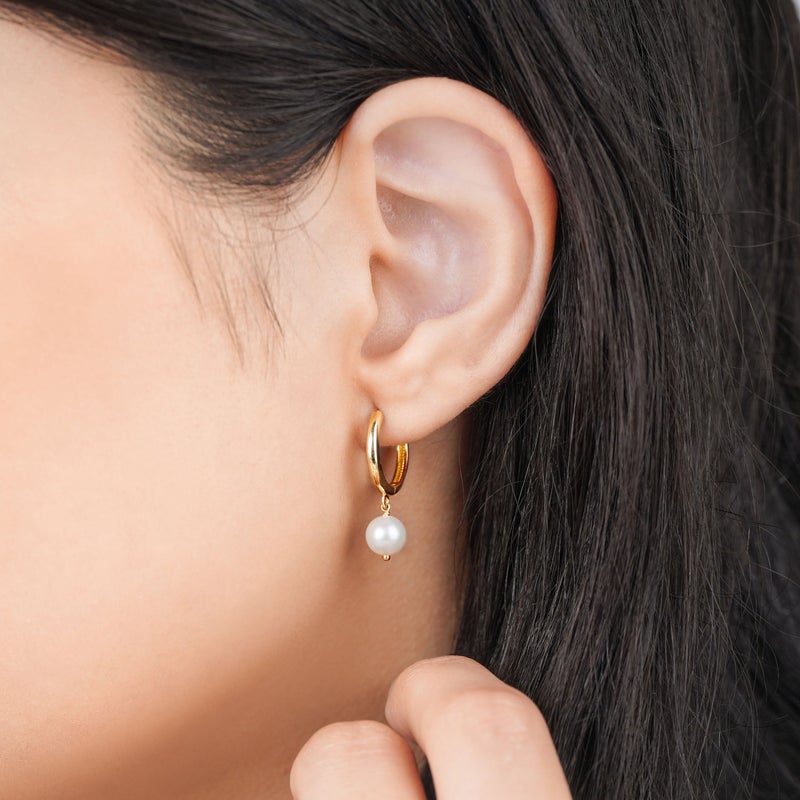 Jawhara Jewellery Danah 18K Yellow Gold Hoop Earrings with Luminous Pearl – Timeless and Elegant Design, Luxury Fine Jewelry for Women By Jawhara Jewellery - Image 2