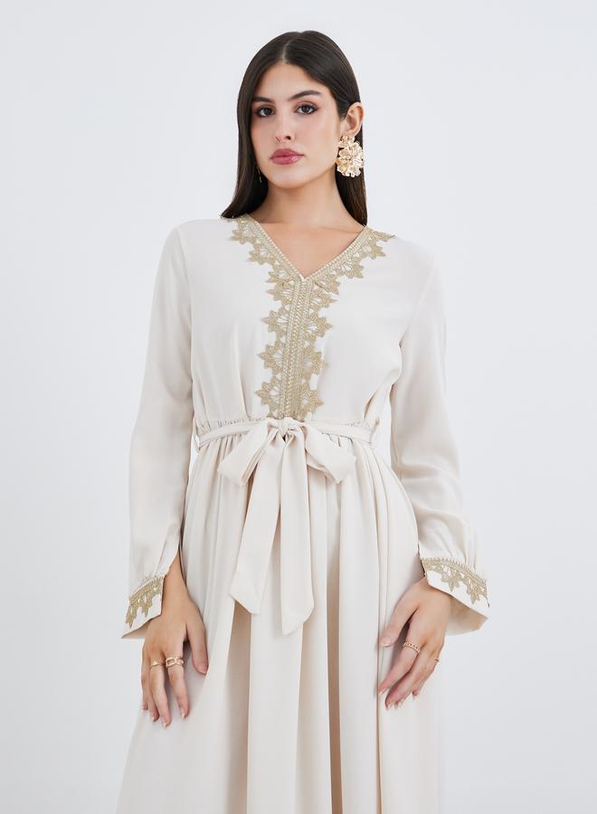 Amirah Women Cream Lace Detail V Neck Jalabiya with Fabric Belt - Image 3