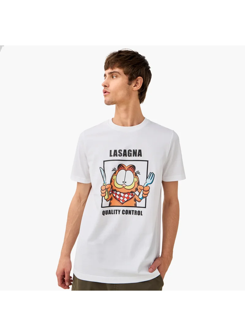 فاف Garfield Print T-shirt with Crew Neck and Short Sleeves