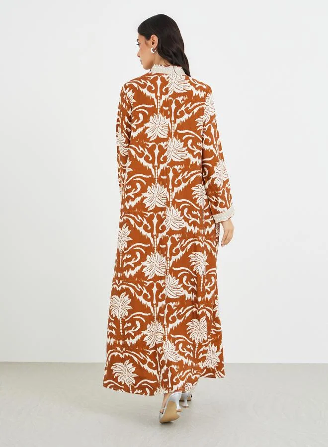 Amirah Amirah Floral Print Lace Detail V-Neck A-Line Jalabiya