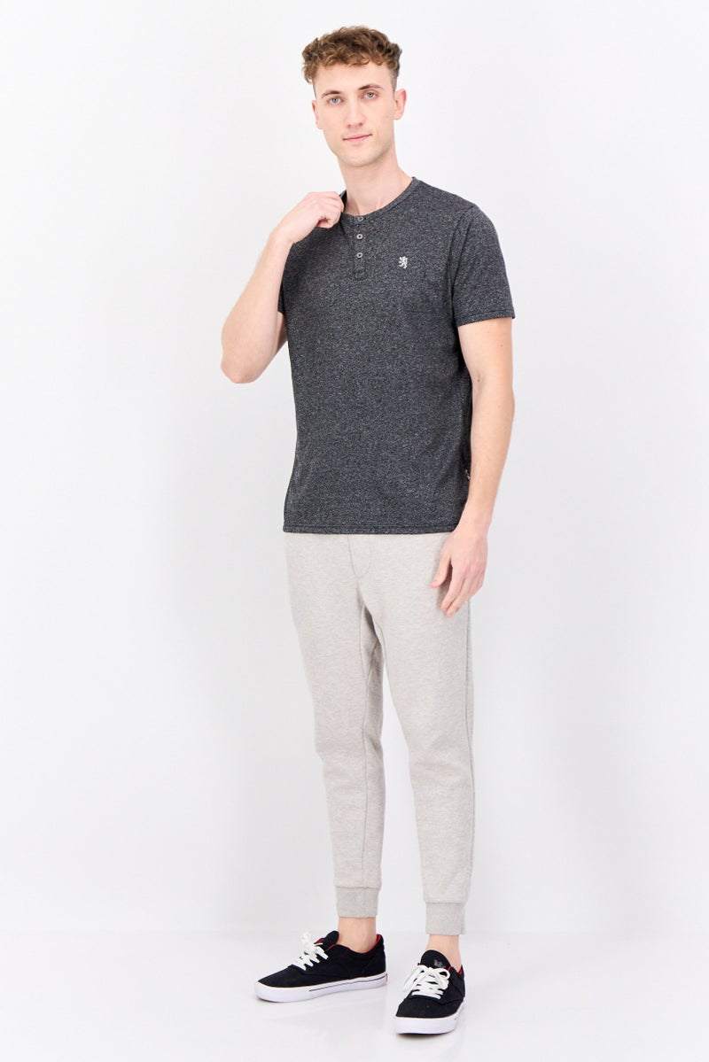 English Laundry Men Henley Neck Short Sleeve Embroidered Logo T Shirt, Grey  - Image 4