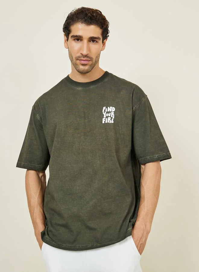 Styli Oversized Acid Wash Find Your Fire Chest Print T-shirt