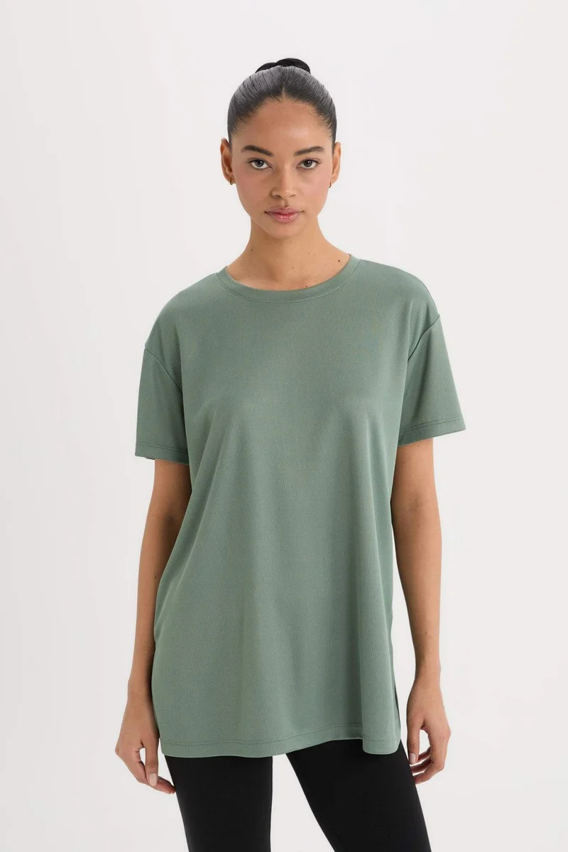 ديفاكتو DeFactoFit Oversize Fit Crew Neck Sport T-Shirt