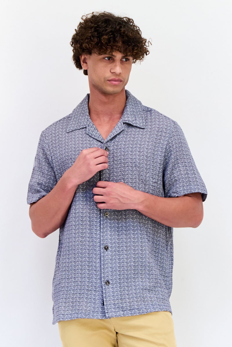 VINCE CAMUTO قميص رجالي بقصة عادية بأكمام قصيرة بطبعة شاملة، متعدد الألوان - Image 1