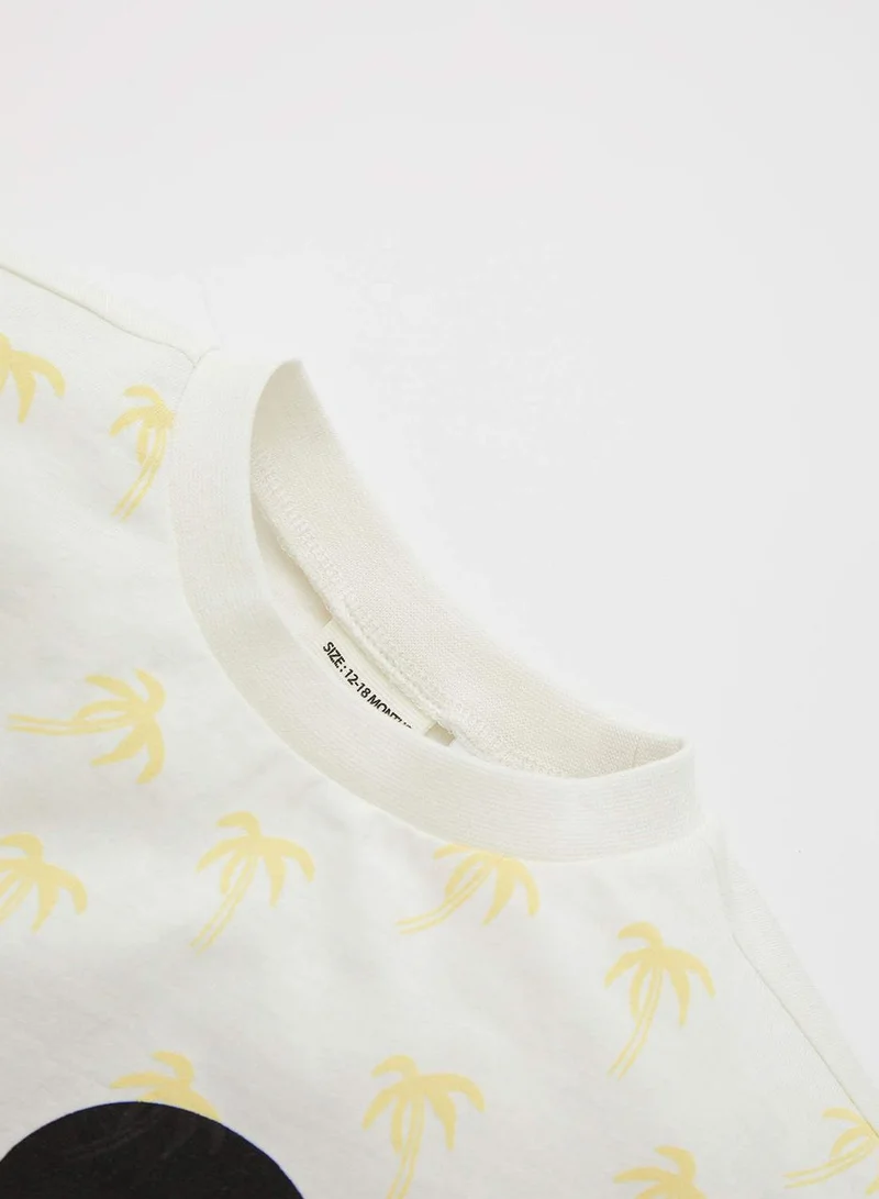 DeFacto Regular Fit Short Sleeve Disney Mickey Mouse Print T-Shirt & Short Set