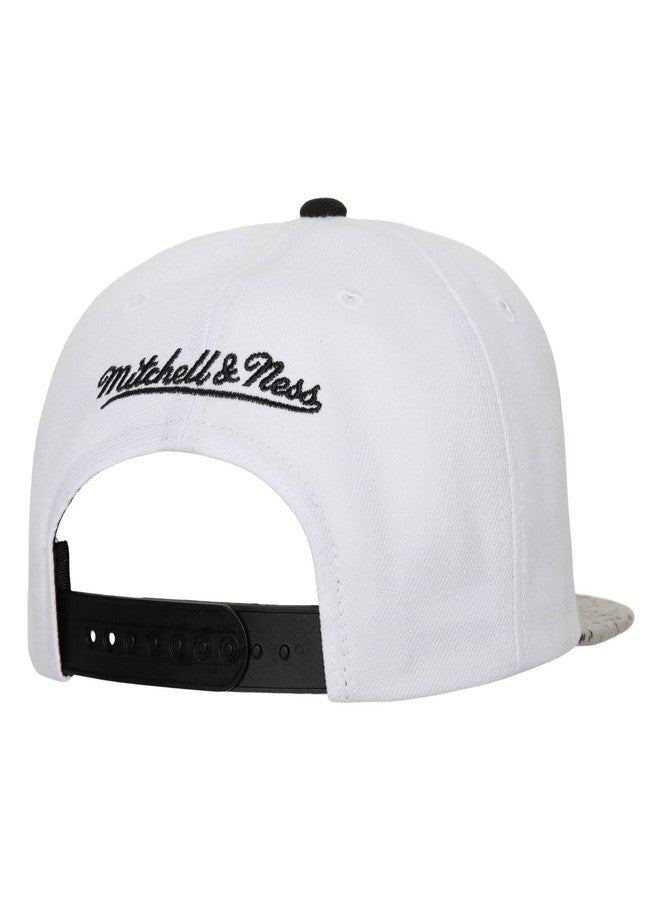 ميتشل آند نيس شبكة Mitchell & Ness NBA® Cement Top Snapback، أبيض/فضي، مقاس واحد - Image 2