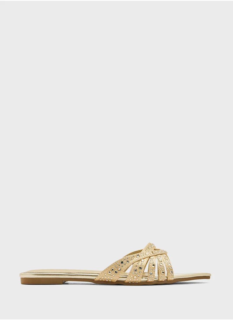 ايلا ليمتد اديشن Diamante Pointed Toe Flat Sandal