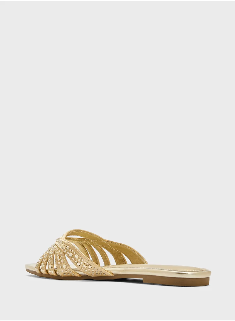 ايلا ليمتد اديشن Diamante Pointed Toe Flat Sandal