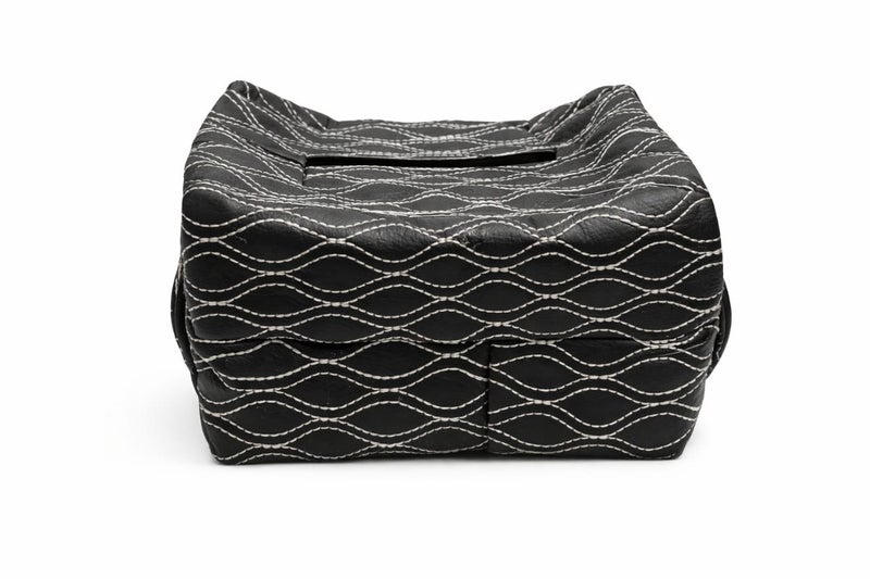 - حافظة مناديل سيارة (جلد اسود ف ابيض) - Image 1