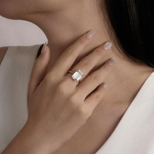 DIAMONBLISS Marilyn Monroe 10-Carat Emerald Solitaire Ring For Women | 14K Gold Plated 925 Sterling Silver Celebrity Cocktail Ring | 100 Facet Cubic Zirconia CZ Diamond Simulant, Size 8 - Image 2