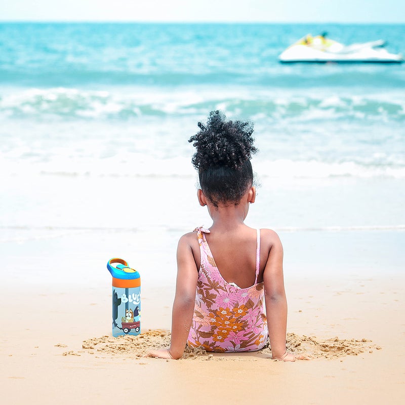 زاك ديزاينز زجاجة مياه للأطفال من زاك ديزاينز سعة 17.5 أونصة بلون ريفرسايد بلوي مع قشة وحلقة حمل مدمجة مصنوعة من بلاستيك متين، تصميم مقاوم للتسرب للسفر، مجموعة 2PK - Image 2