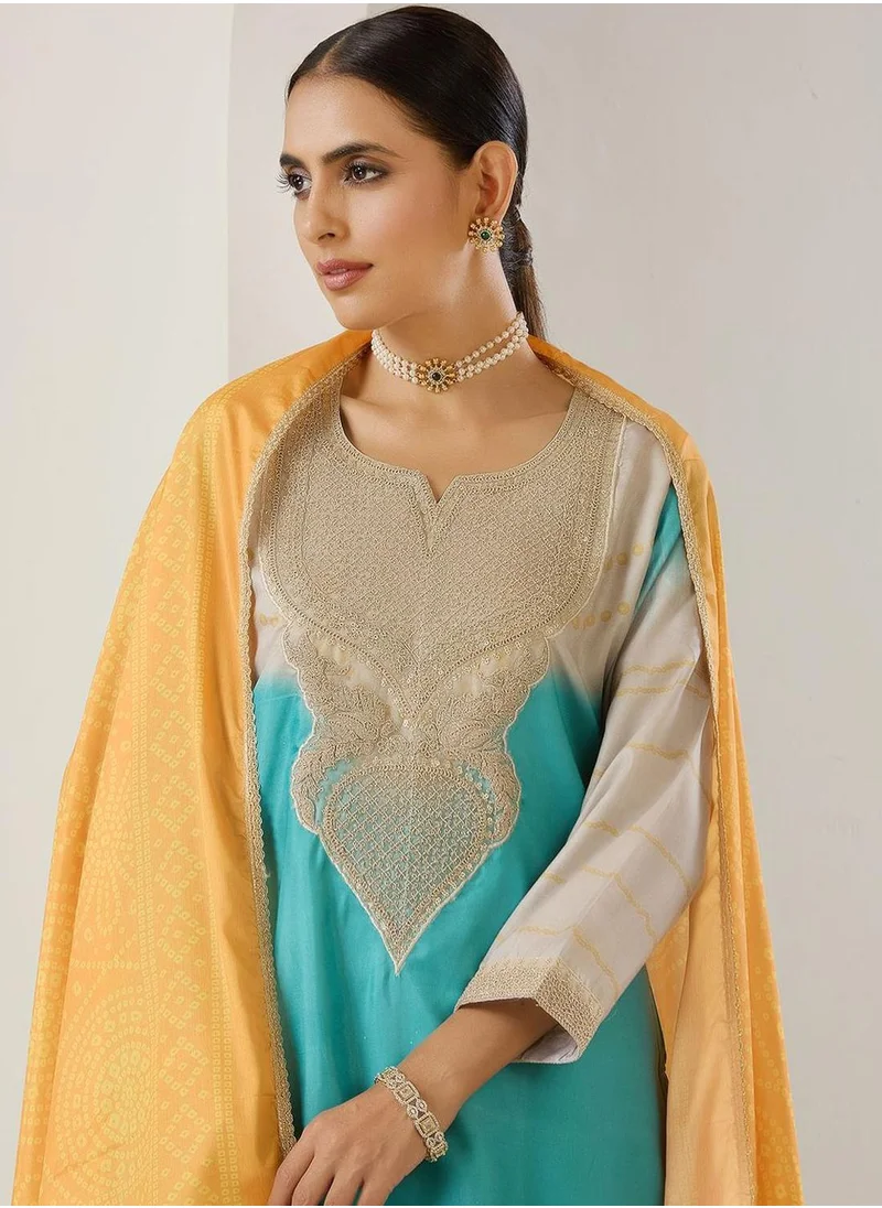 آي شين Women's Blue Polyester Blend Printed Tunic Full Length Casual Straight Fit Kurta Set
