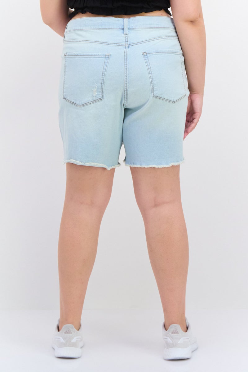 Jessica Simpson شورتات جينز ممزقة للنساء بمقاسات كبيرة، أزرق - Image 3