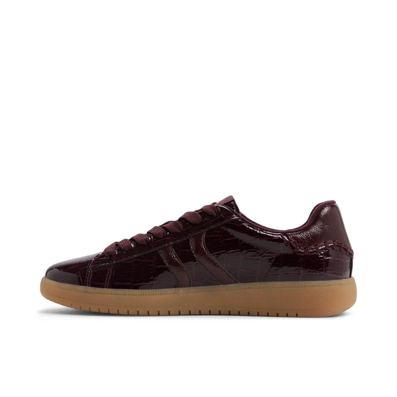 الدو Lace Up Low Top Sneakers