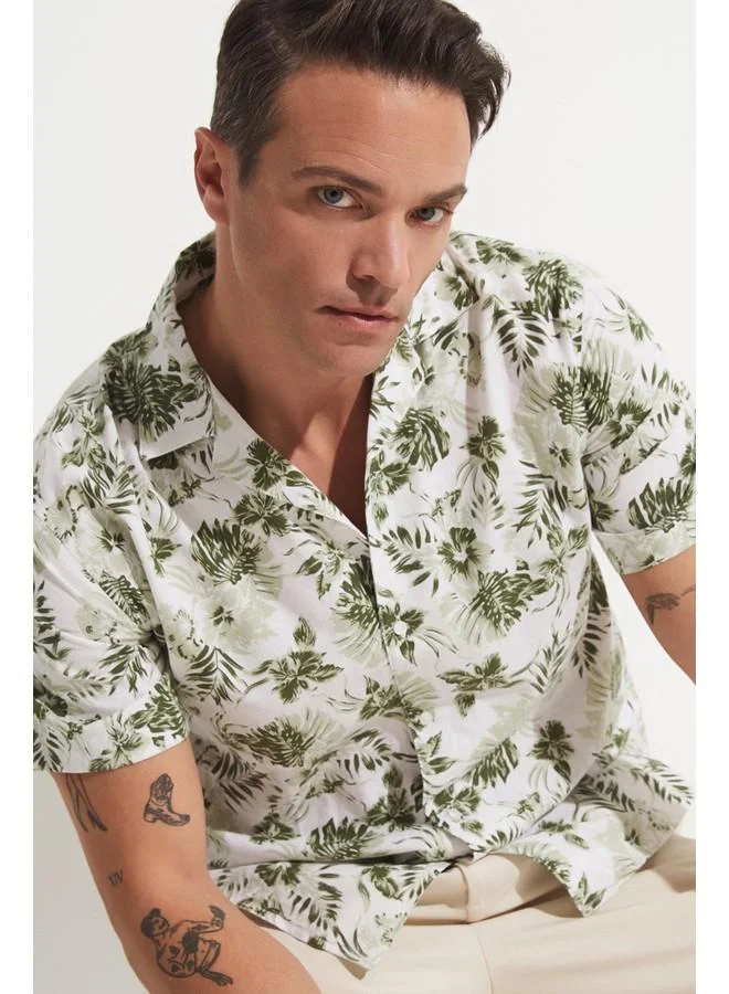 JUNE June Men Cotton Patterned Short Sleeve Shirt Khaki - White