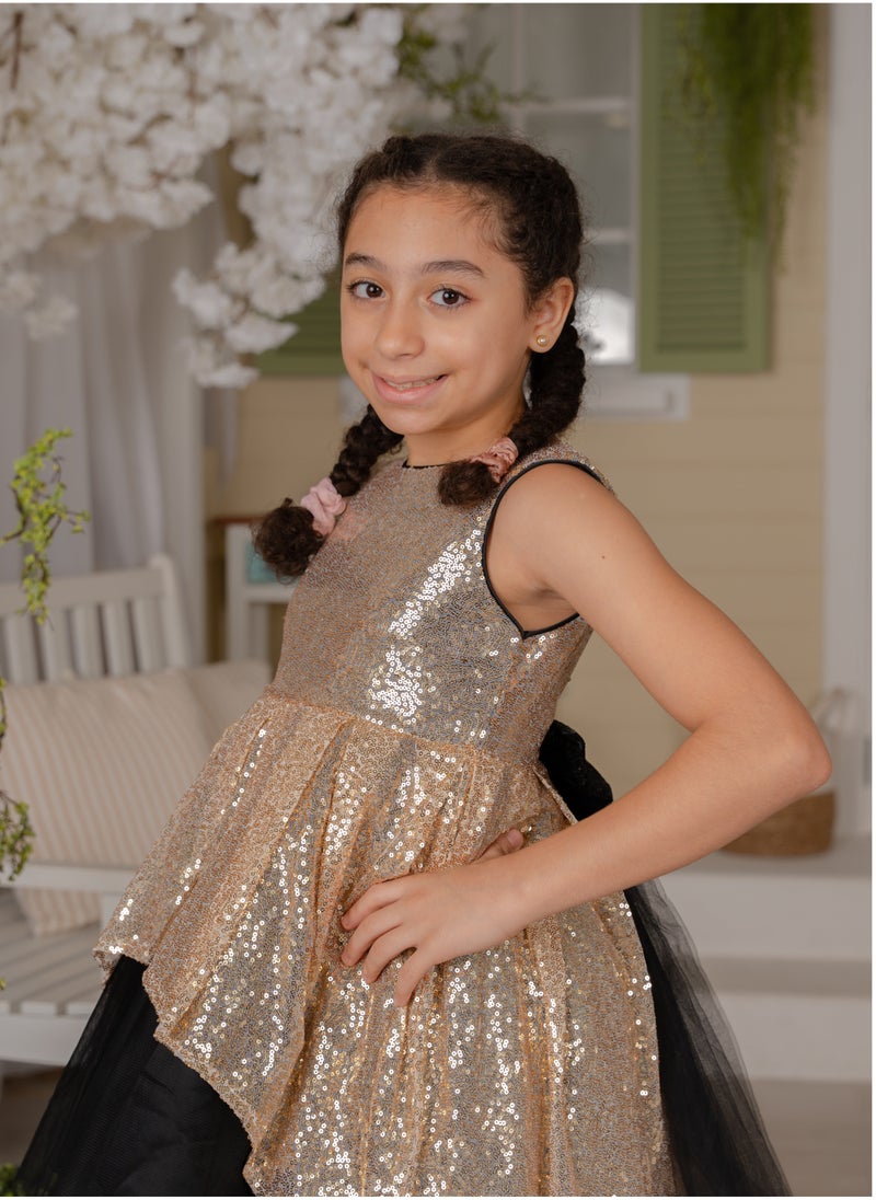 D'Daniela D' Daniela - Cyra Gold Sparkle Dress with Bow - Image 3