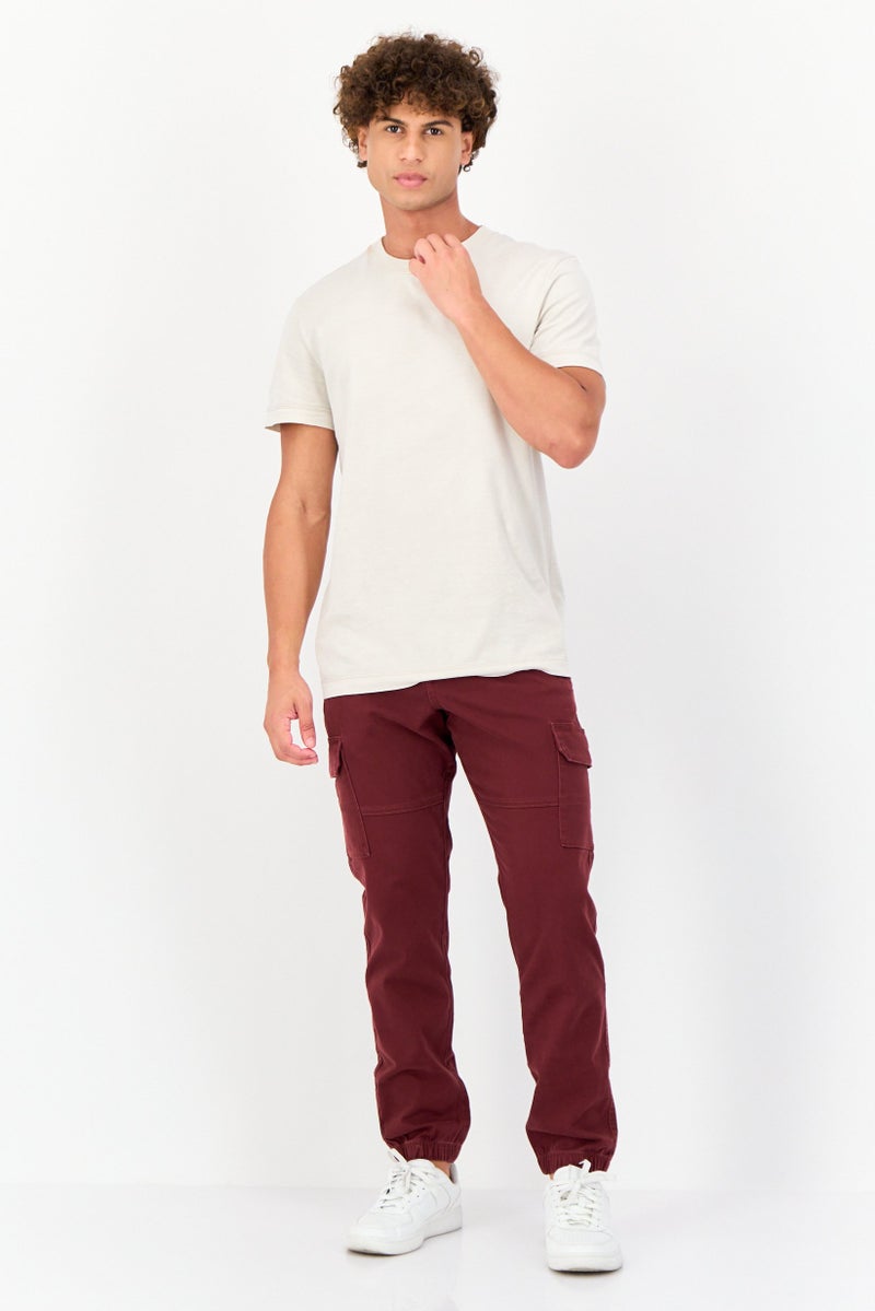 Celio Men Slim Fit Solid Cargo Pants, Maroon - Image 2