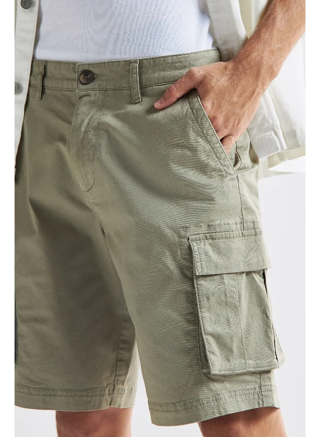 Splash FAV Cargo Shorts with Pockets and Button Closure