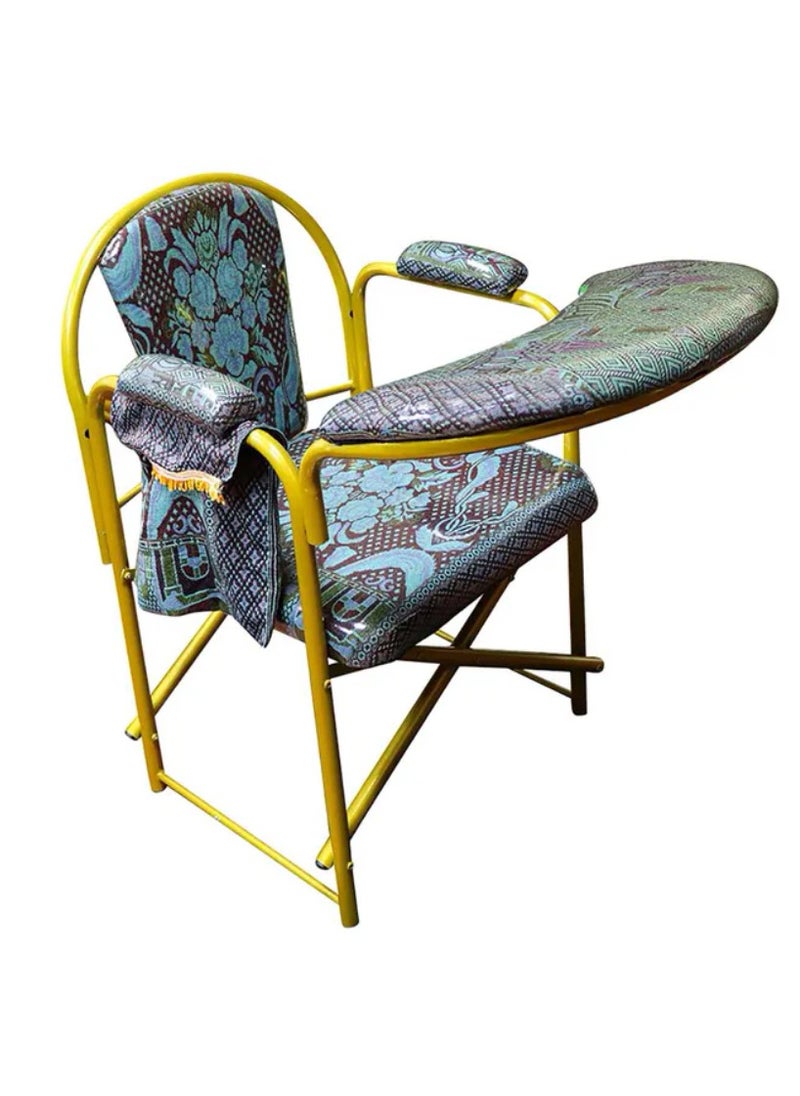 SUNDUS Prayer Chair is Foldable and Storageable and Equipped with a Table for Reading the Quran