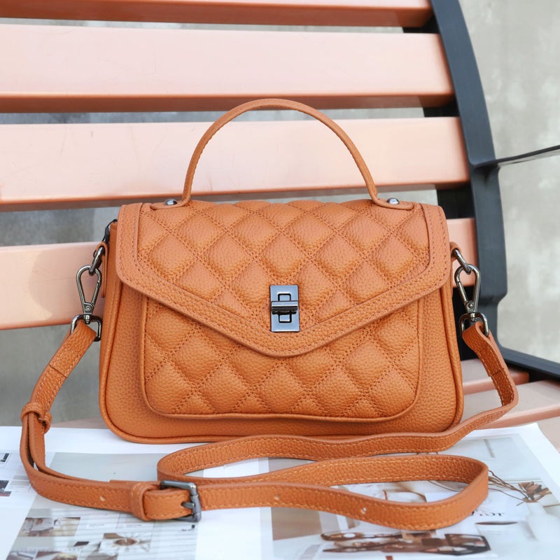 Small Fragrant Style Diamond Lattice Handbag First Layer Cowhide Portable Style Texture New Bag Female Manufacturers - Image 4